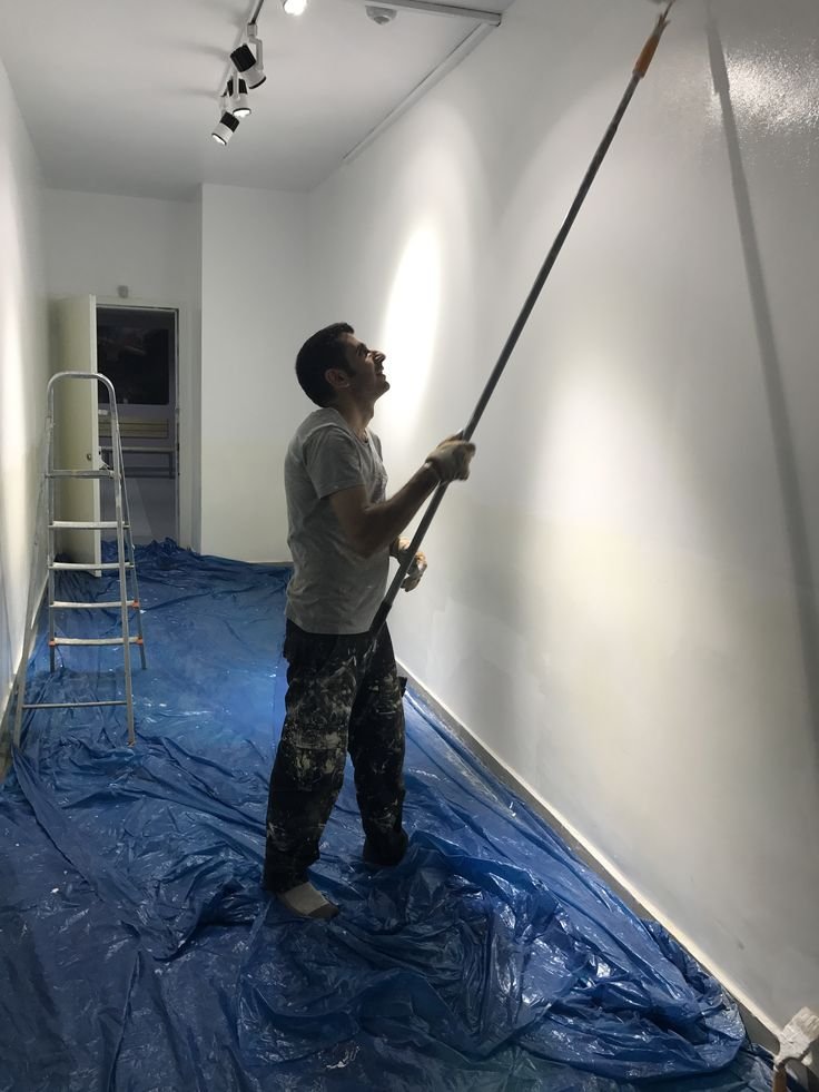 SN&J Construction tradesperson at work on a home improvement project